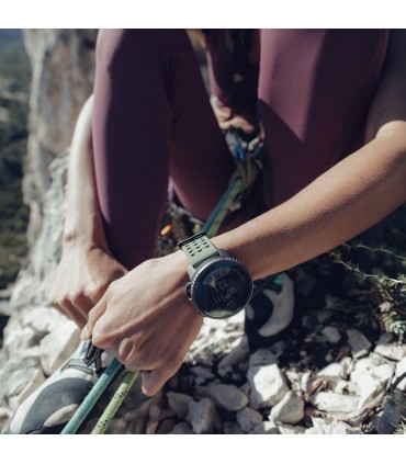 Suunto VERTICAL TITANIUM SOLAR spordikell roheline